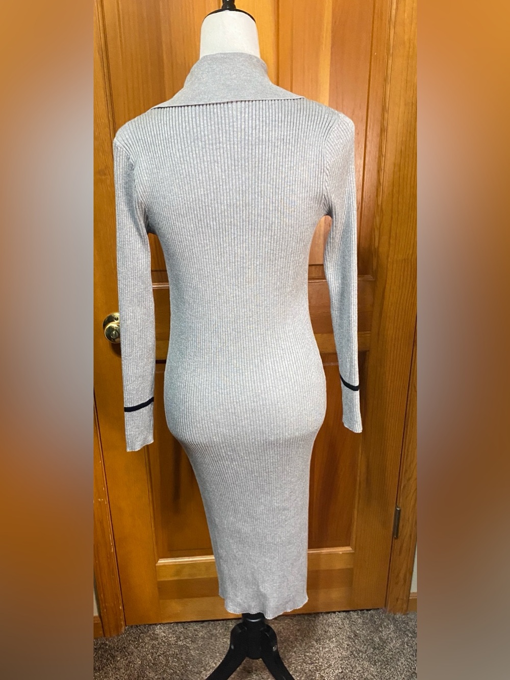 DKNY Ribbed Sweater Button-Front Maxi Dress - Picture 3 of 6